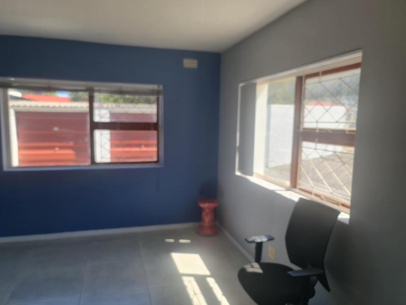 1 Bedroom Property for Sale in Northcliff Western Cape